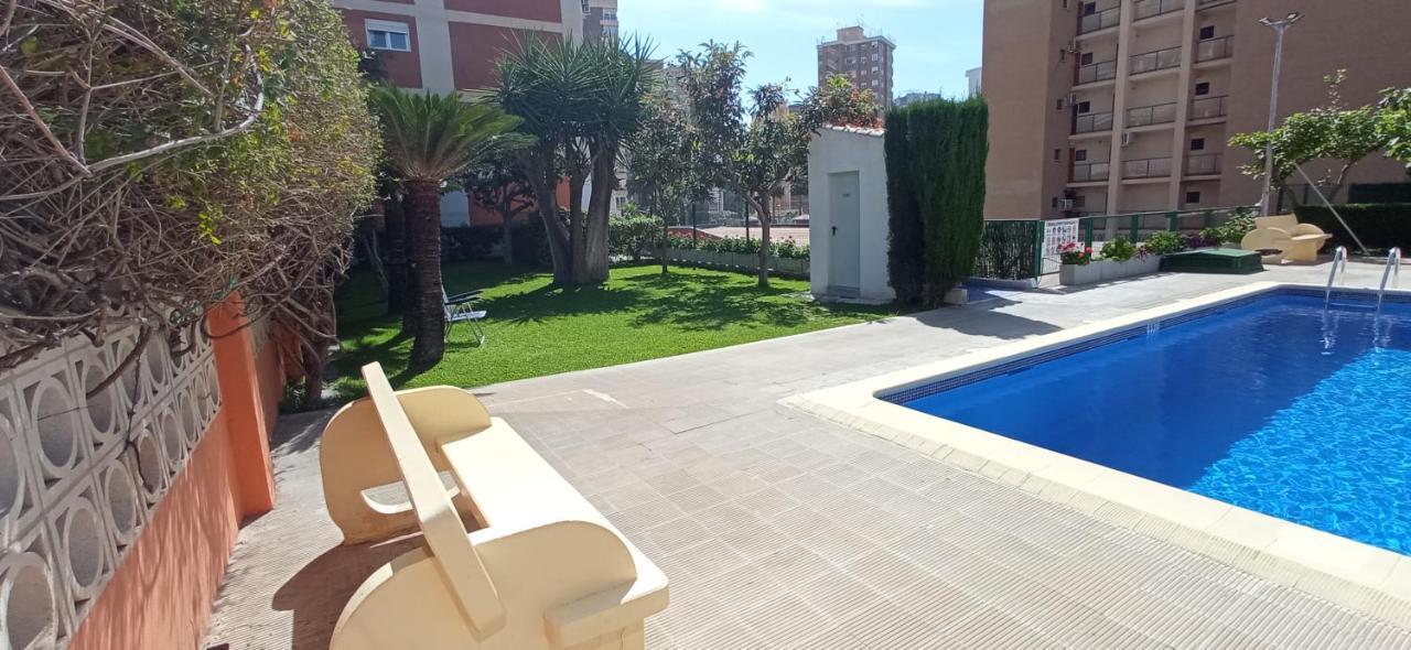 Pequeño y céntrico estudio, playa levante Apartamento Benidorm Exterior foto