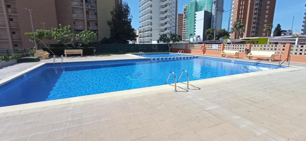 Pequeño y céntrico estudio, playa levante Apartamento Benidorm Exterior foto